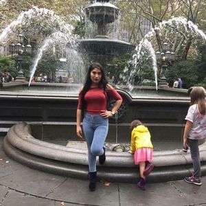 Meet your Posher, Analía